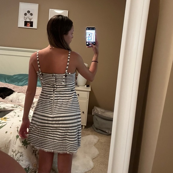 RVCA greyish/black and white striped dress - Picture 2 of 3